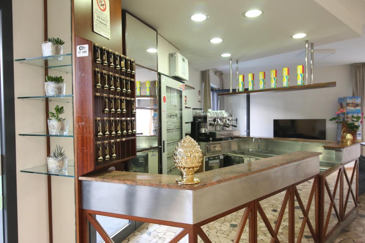 Hotel Soave Rimini Exterior foto