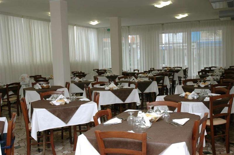 Hotel Soave Rimini Exterior foto